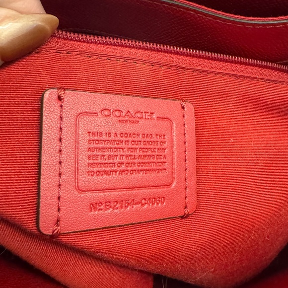 Coach Horse and Carriage Tote 27 C4069 Black Clean Inside Good Condition - Picture 11 of 14